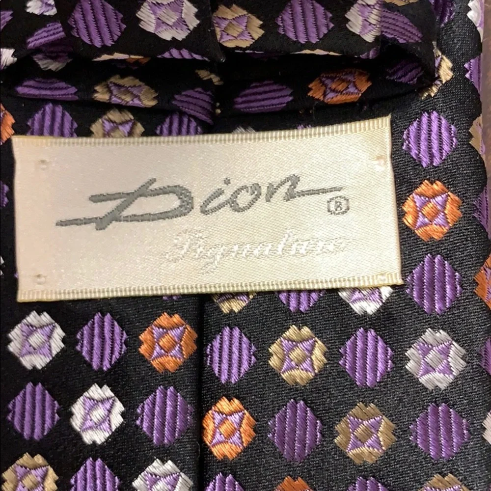 Dion Signature Canada 100% silk tie Made in Canada